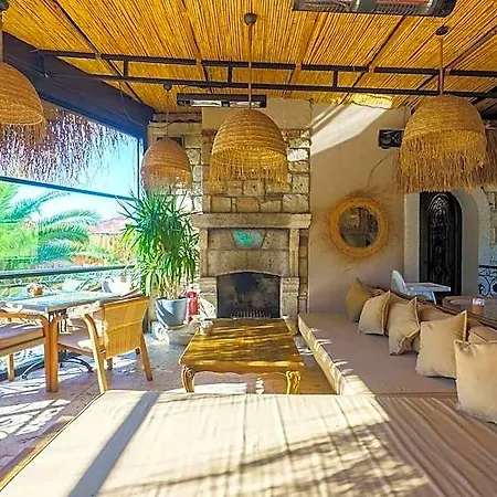 Otel Alacati Aura 3*