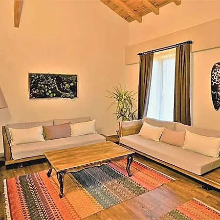 Alacati Aura Otel