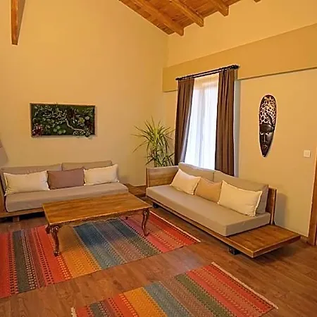 Otel Alacati Aura 3*
