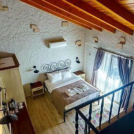 Otel Alacati Aura Ciftlikkoyu